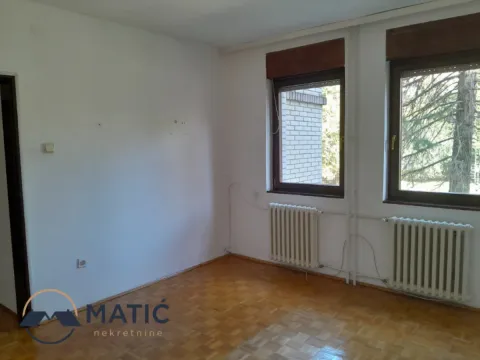 Sale, three bedroom apartment, 80m², Novo naselje, Novi Sad