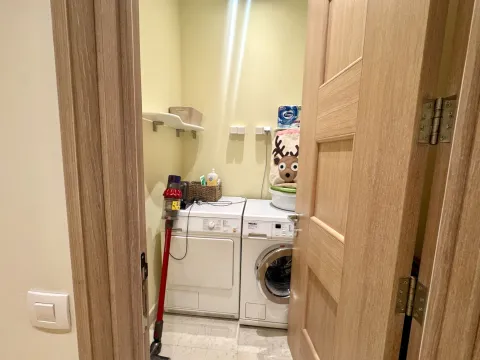 Izdavanje, četvorosoban stan, 228m², Porto Montenegro, Tivat - image 25