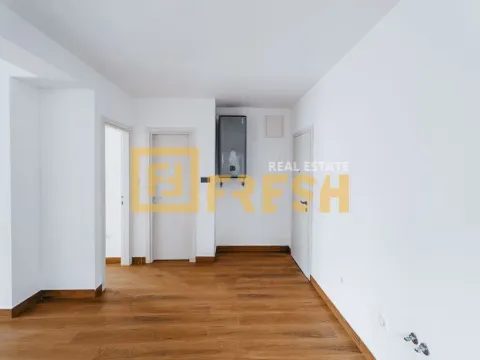 Izdavanje, ugostiteljski objekat, 1600m², Budva, Crna Gora - image 30