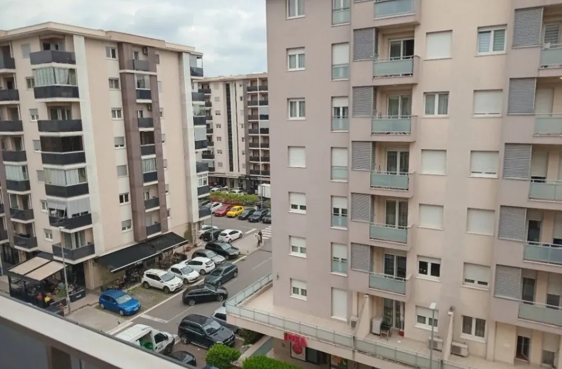 Stan-na-dan, jednosoban stan, 46m², Podgorica, Crna Gora