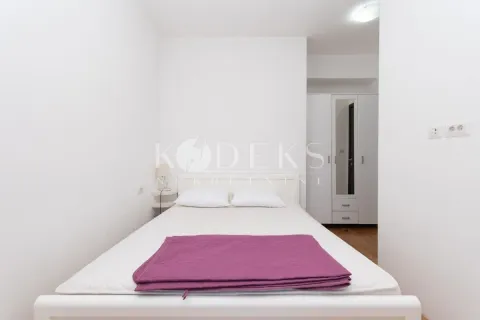 Rent, two bedroom apartment, 62m², Vezirov Most, Podgorica - image 24