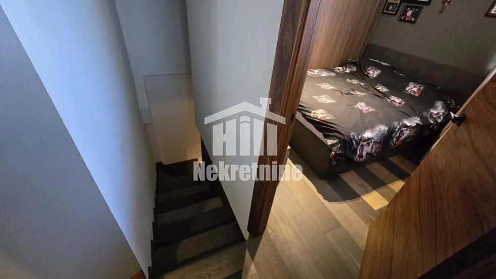 Sale, three bedroom apartment, 80m², Slavujev Venac, Zvezdara Sve Podlokacije