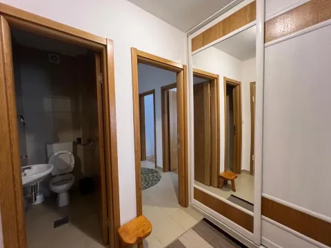 Izdavanje, dvosoban stan, 90m², Seljanovo, Tivat - image 6