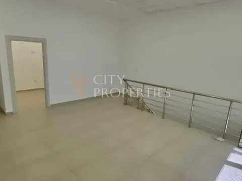 Rent, office space, 115m², Blok 9, Podgorica - image 2