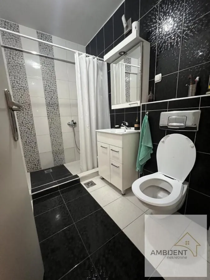Prodaja, četvorosoban stan, 160m², Vračar Hram, Vračar Sve Podlokacije