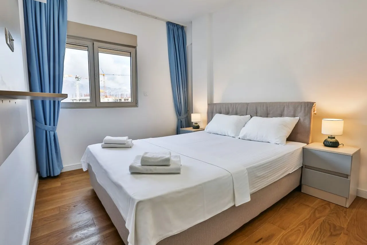 Rent, one bedroom apartment, 43m², Budva okolina, Budva