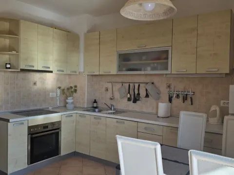 Sale, one bedroom apartment, 46m², Petrovac, Budva - image 10