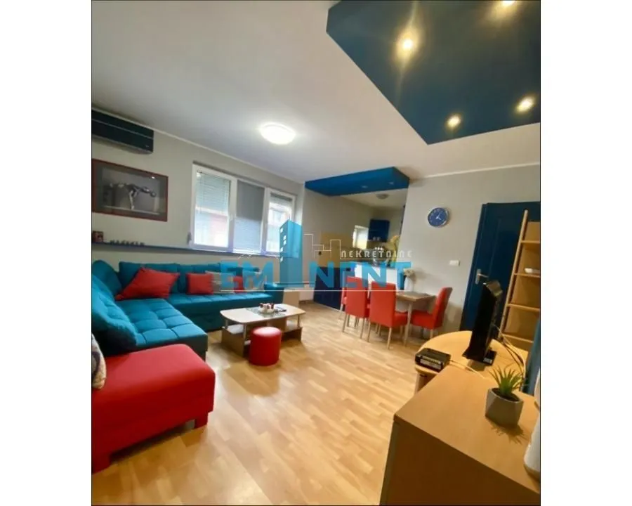 Izdavanje, stan, 48m², Stari Grad, Beograd