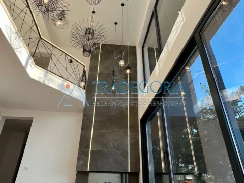 Prodaja, kuća, 480m², Tivat, Crna Gora - image 10