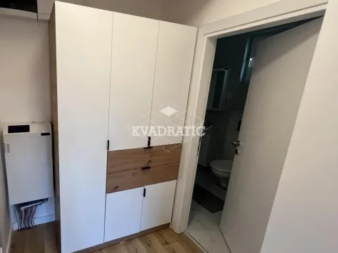 Izdavanje, jednosoban stan, 33m², Uciteljsko Naselje, Zvezdara Sve Podlokacije - image 8