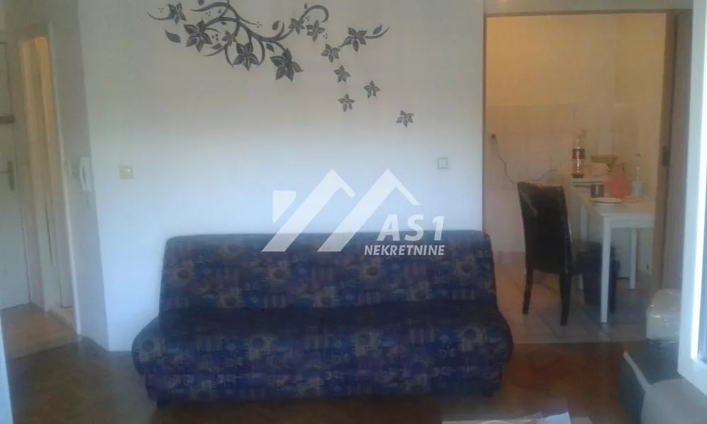 Izdavanje, jednosoban stan, 34m², Grbavica, Novi Sad Sve Podlokacije
