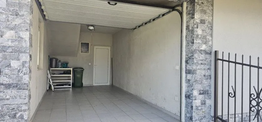 Izdavanje, kuća, 130m², Šušanj, Bar