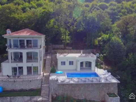 Prodaja, kuća, 424m², Kostanjica, Kotor - image 4