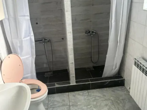 Izdavanje, petosoban stan, 200m², Dobanovci, Surčin - image 5