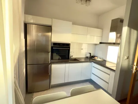 Rent, one bedroom apartment, 45m², City Kvart, Podgorica - image 3