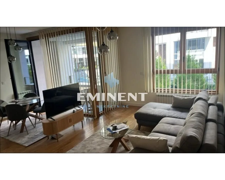 Rent, two bedroom apartment, 67m², Novi Beograd Sve Podlokacije, Beograd