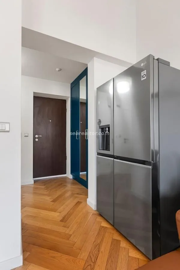 Prodaja, dvosoban stan, 68m², Tivat, Crna Gora