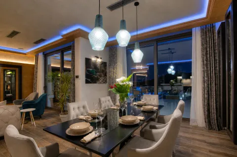 Rent, house, 190m², Jaz, Budva - image 10