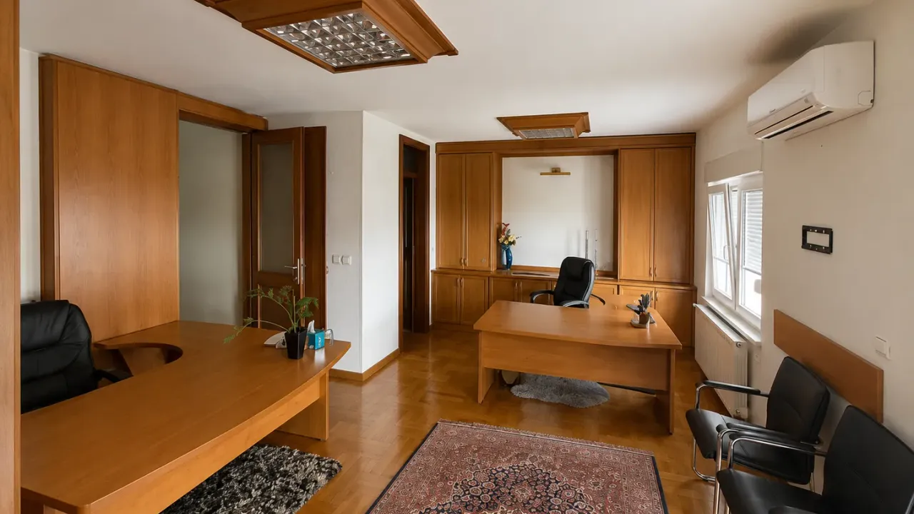 Rent, office space, 150m², Ljubović, Podgorica