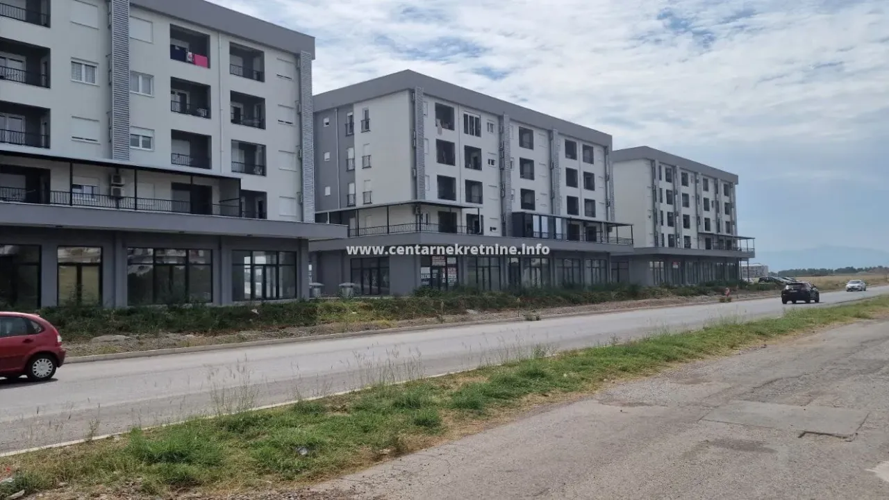 Izdavanje, poslovni prostor, 50m², Stari Aerodrom, Podgorica