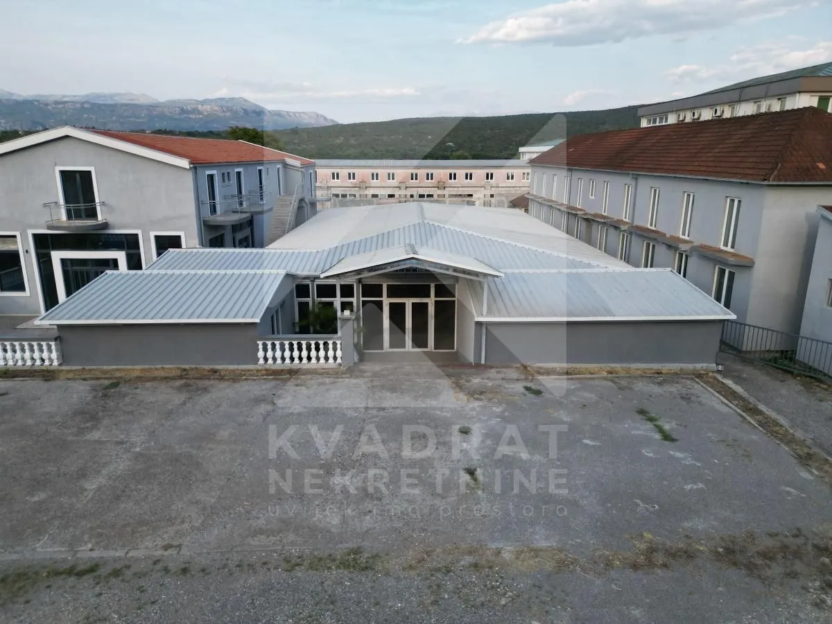 Sale, office space, 1600m², Mareza, Podgorica