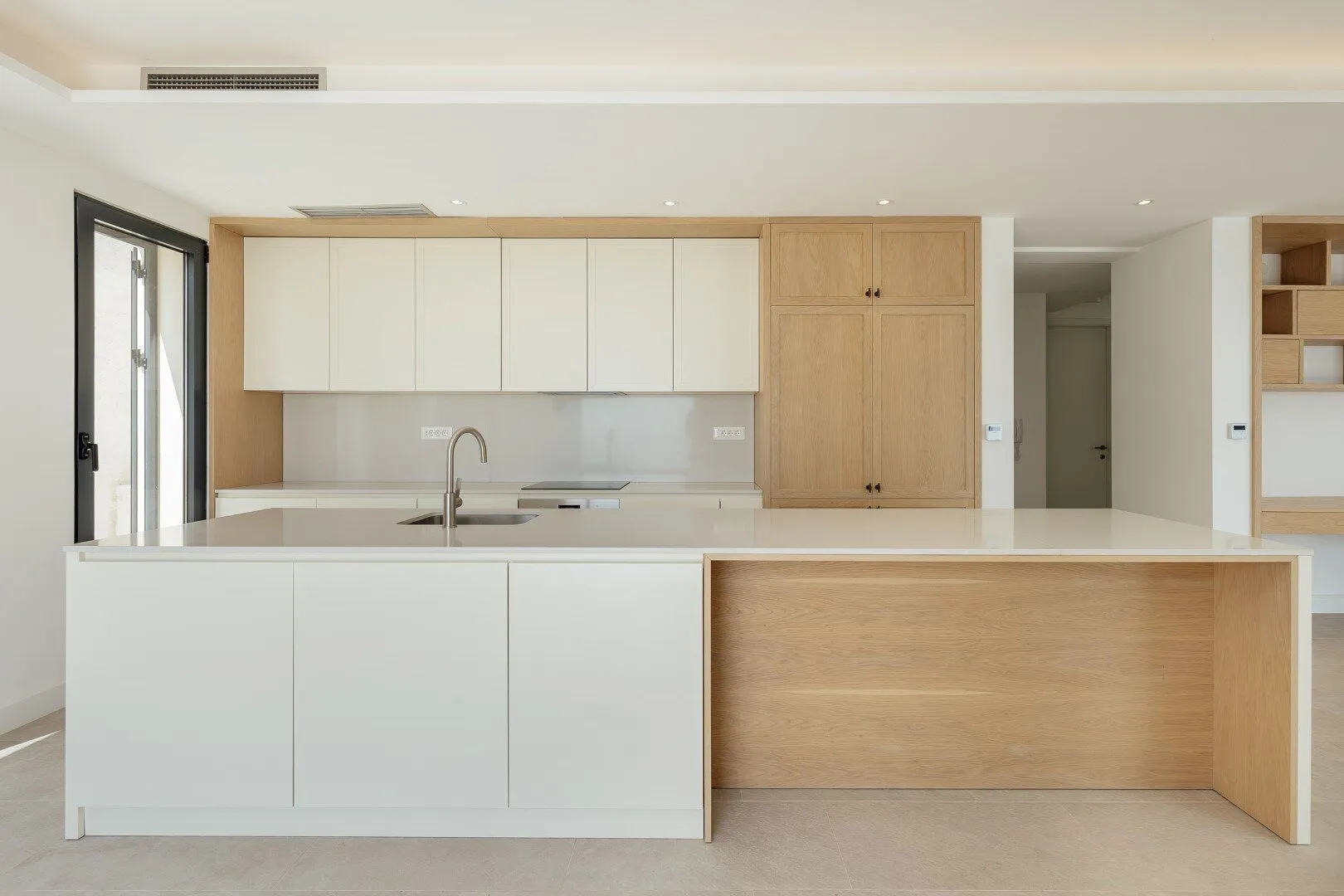 Sale, house, 250m², Blizikuće, Budva