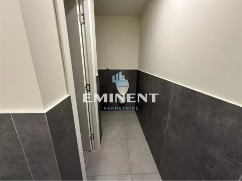 Rent, office space, 295m², Savski Venac, Beograd - image 16