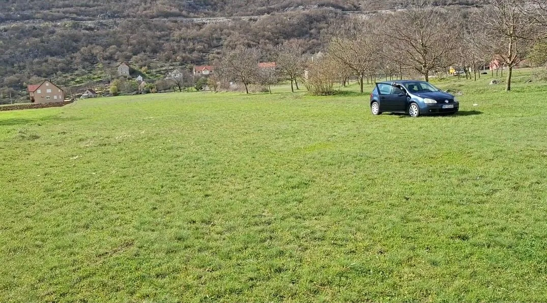 Prodaja, plac, 3600m², Nikšić, Crna Gora