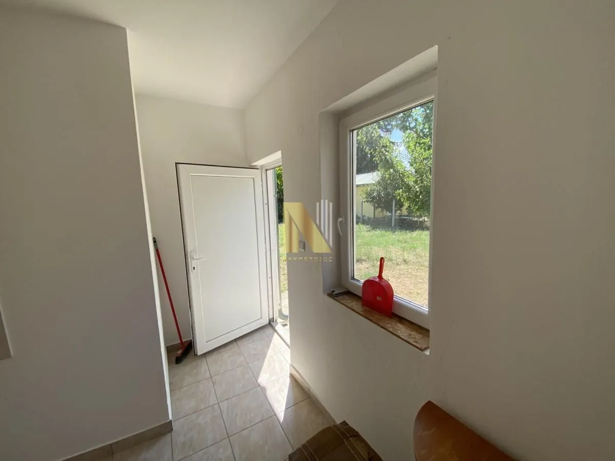 Prodaja, kuća, 105m², Petrovaradin, Novi Sad