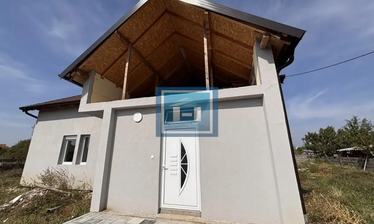 Sale, house, 260m², Crvene livade, Jagodina