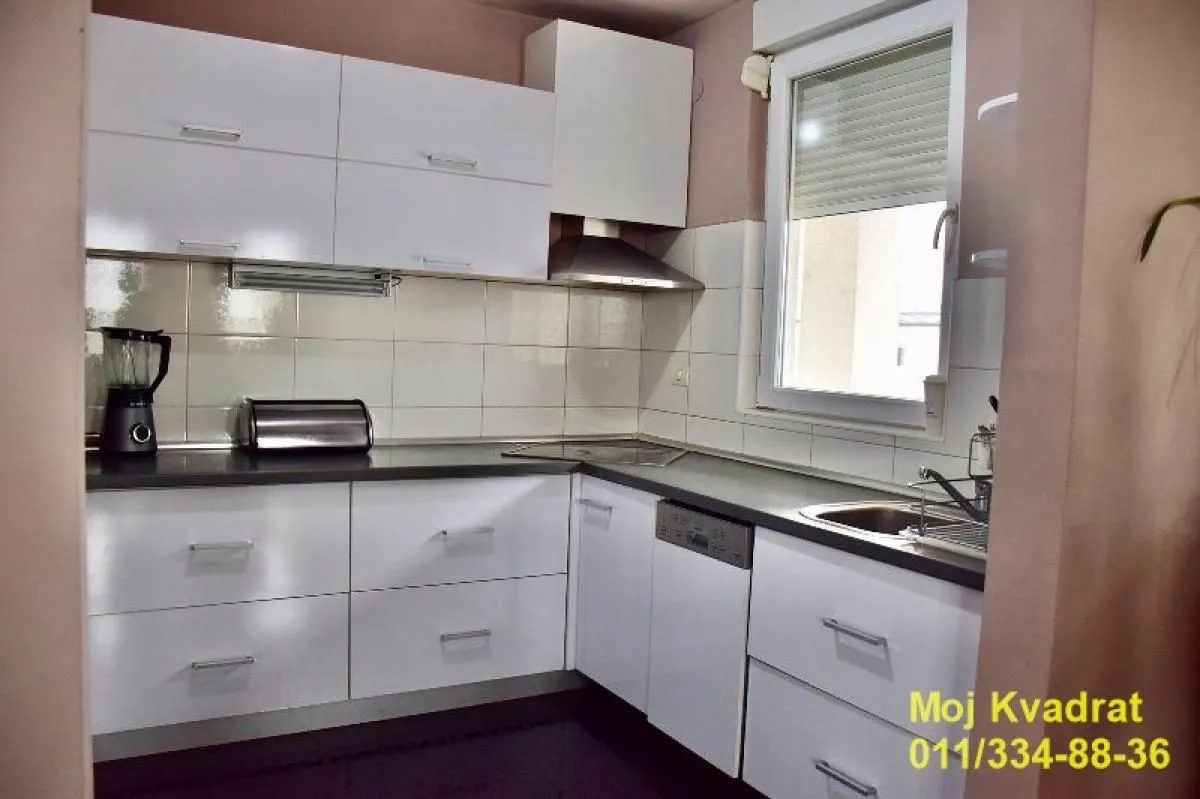 Sale, four bedroom apartment, 160m², Vračar Hram, Vračar Sve Podlokacije
