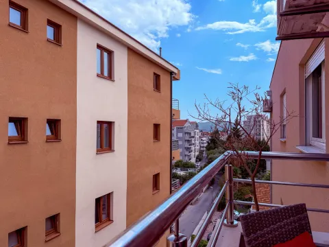 Prodaja, jednosoban stan, 38m², Velji Vinogradi, Budva - image 3