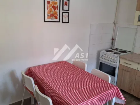 Izdavanje, kuća, 97m², Salajka, Novi Sad Sve Podlokacije - image 4
