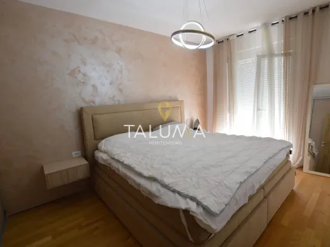 Izdavanje, dvosoban stan, 65m², Stari Aerodrom, Podgorica - image 11