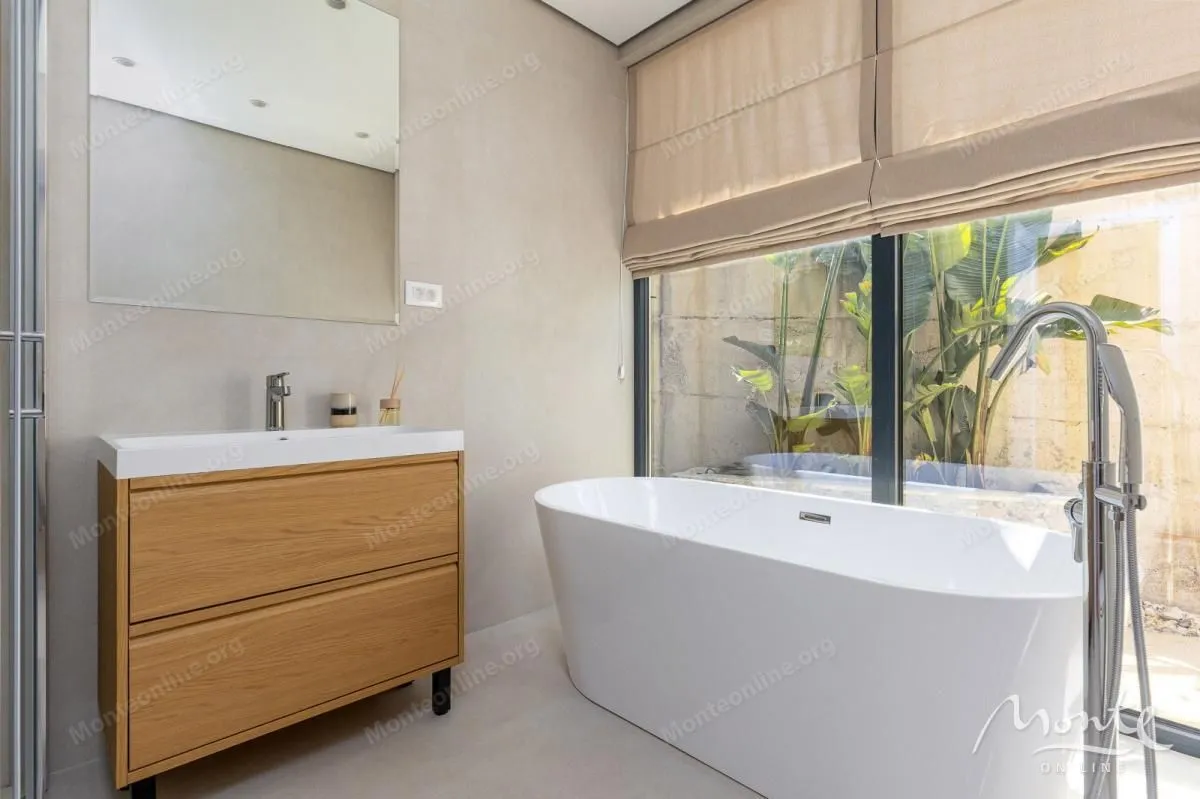 Sale, house, 129m², Kavač, Kotor