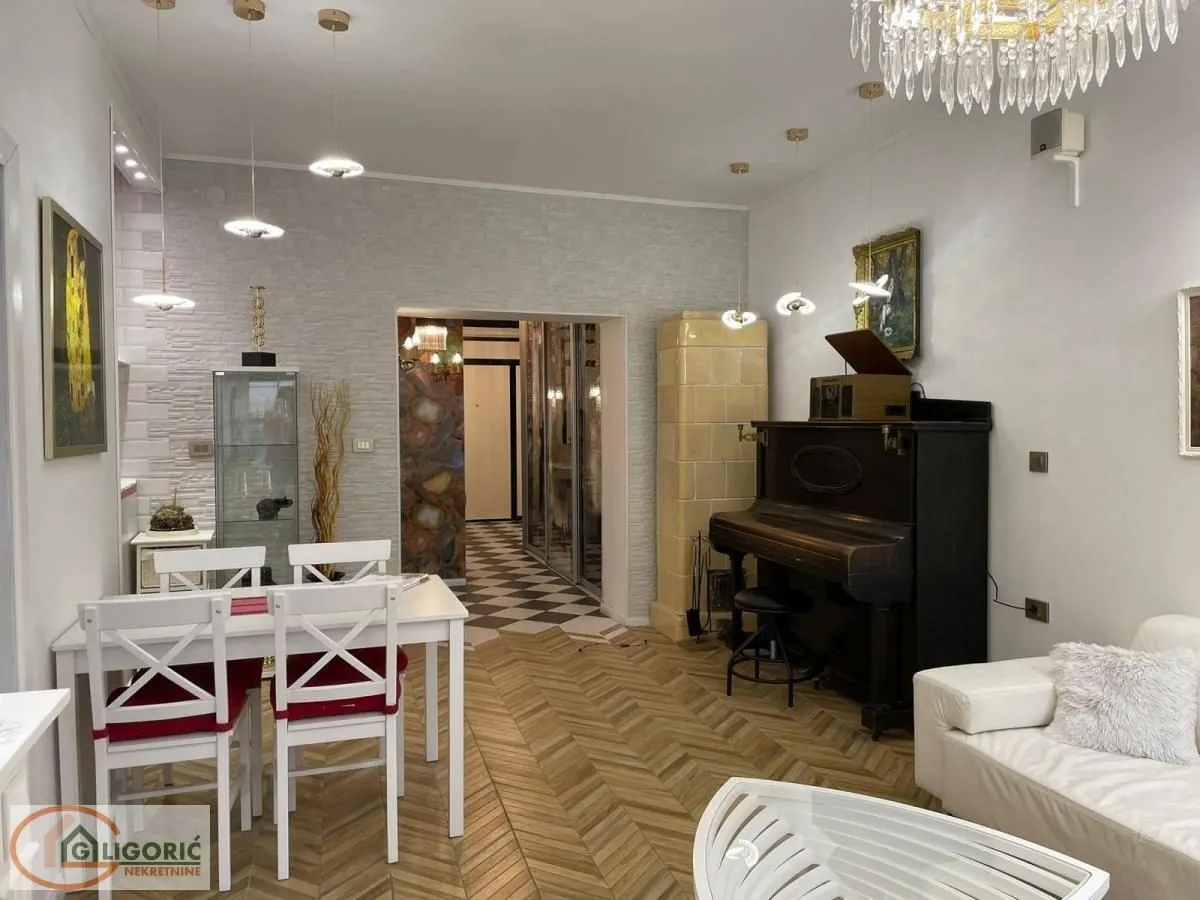 Prodaja, trosoban stan, 69m², Stari Grad, Beograd