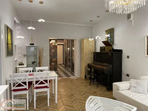 Prodaja, trosoban stan, 69m², Stari Grad, Beograd - image 2