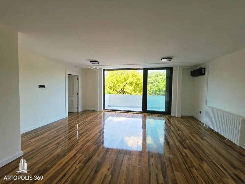 Prodaja, trosoban stan, 80m², Novi Beograd Blok 28, Novi Beograd Sve Podlokacije