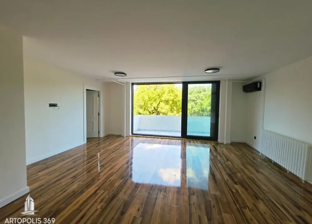 Prodaja, trosoban stan, 80m², Novi Beograd Blok 28, Novi Beograd Sve Podlokacije