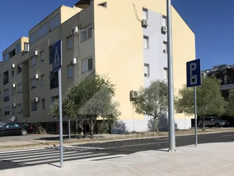 Rent, one bedroom apartment, 37m², City Kvart, Podgorica - image 8