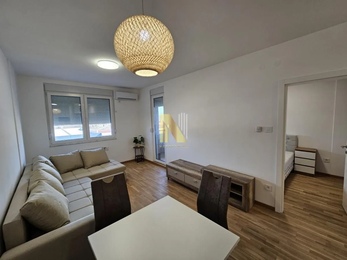 Rent, two bedroom apartment, 43m², Avijatičarsko naselje, Novi Sad Sve Podlokacije