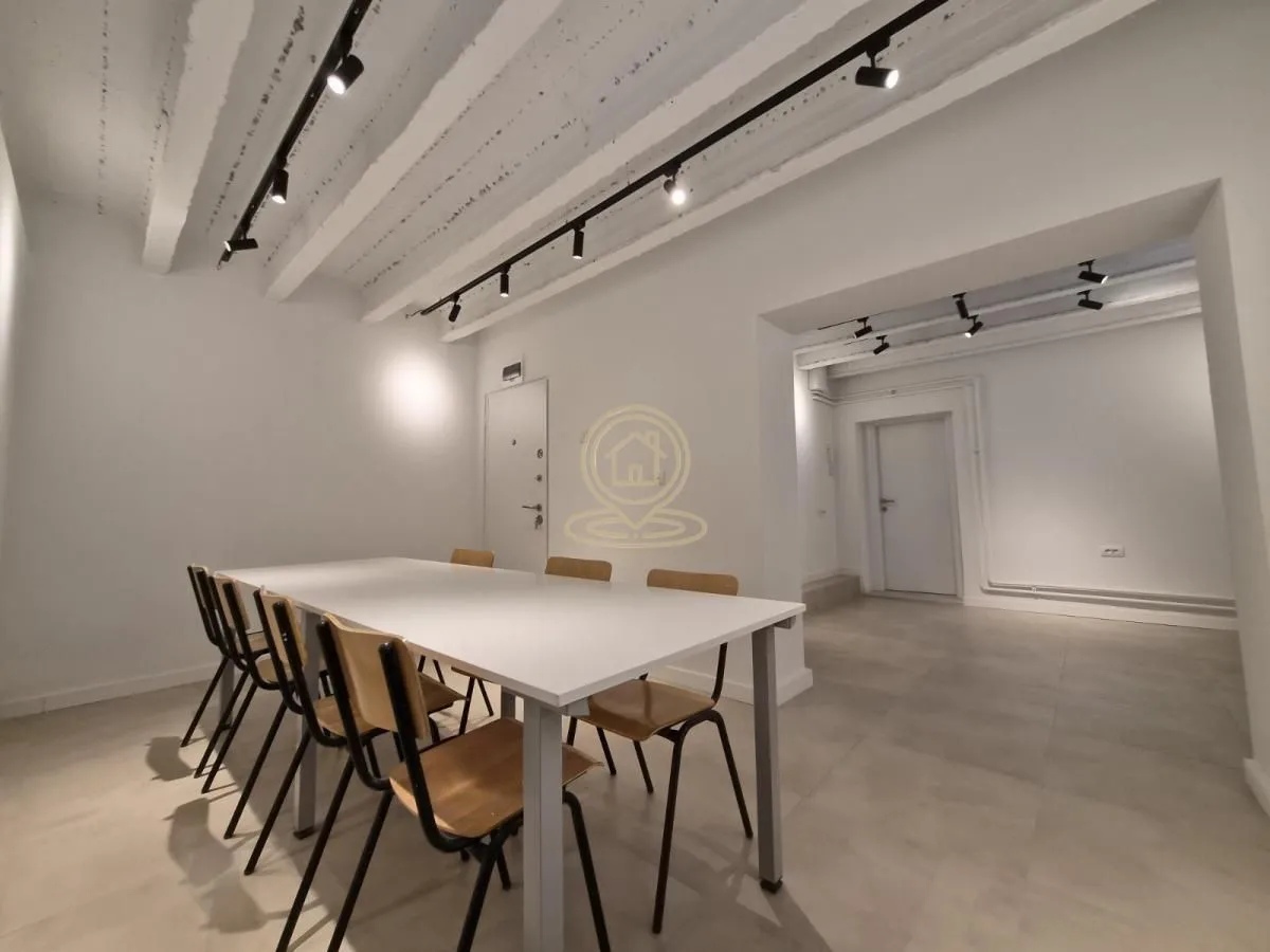 Rent, office space, 30m², Vračar Sve Podlokacije, Beograd