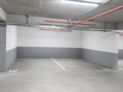 Izdavanje, dvosoban stan, 60m², Stara Varoš, Podgorica - image 15