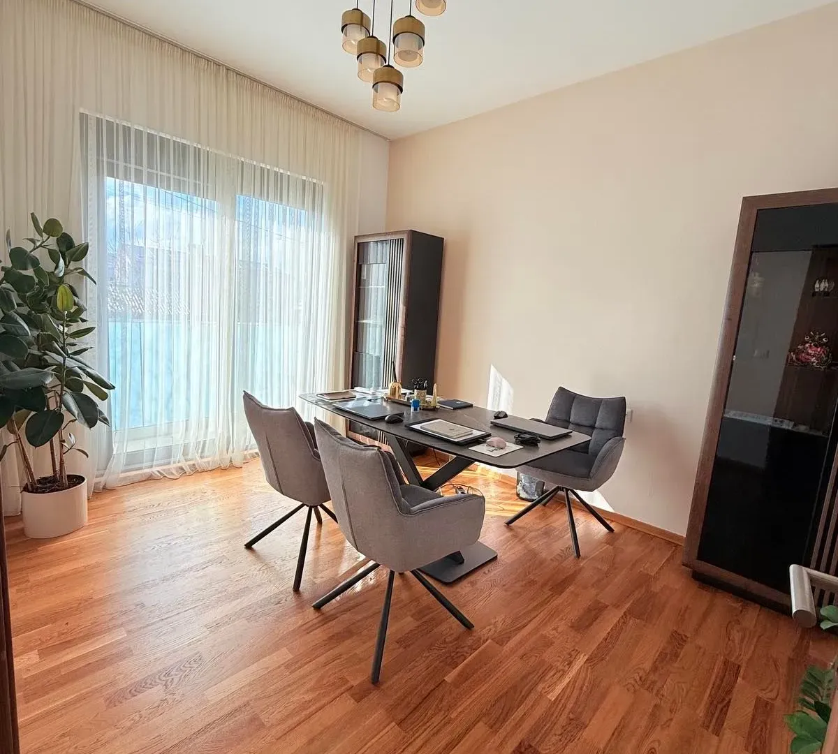 Prodaja, dvosoban stan, 52m², Tološi, Podgorica