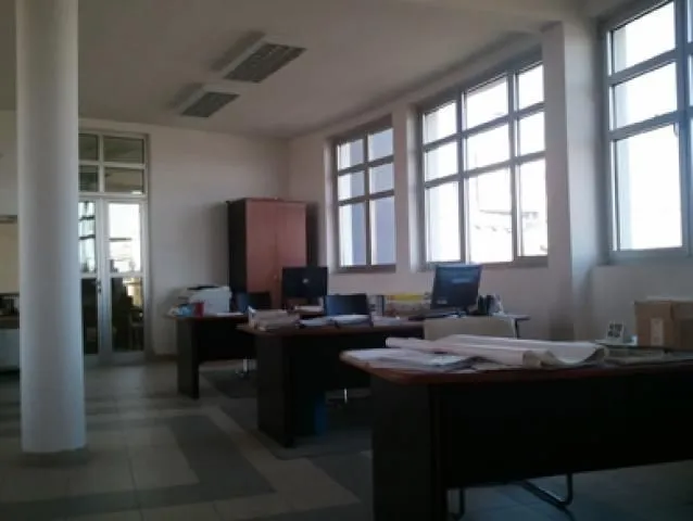Rent, office space, 1300m², Krnjaca, Palilula Sve Podlokacije