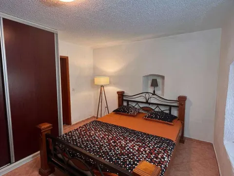 Prodaja, kuća, 300m², Budva, Crna Gora - image 4