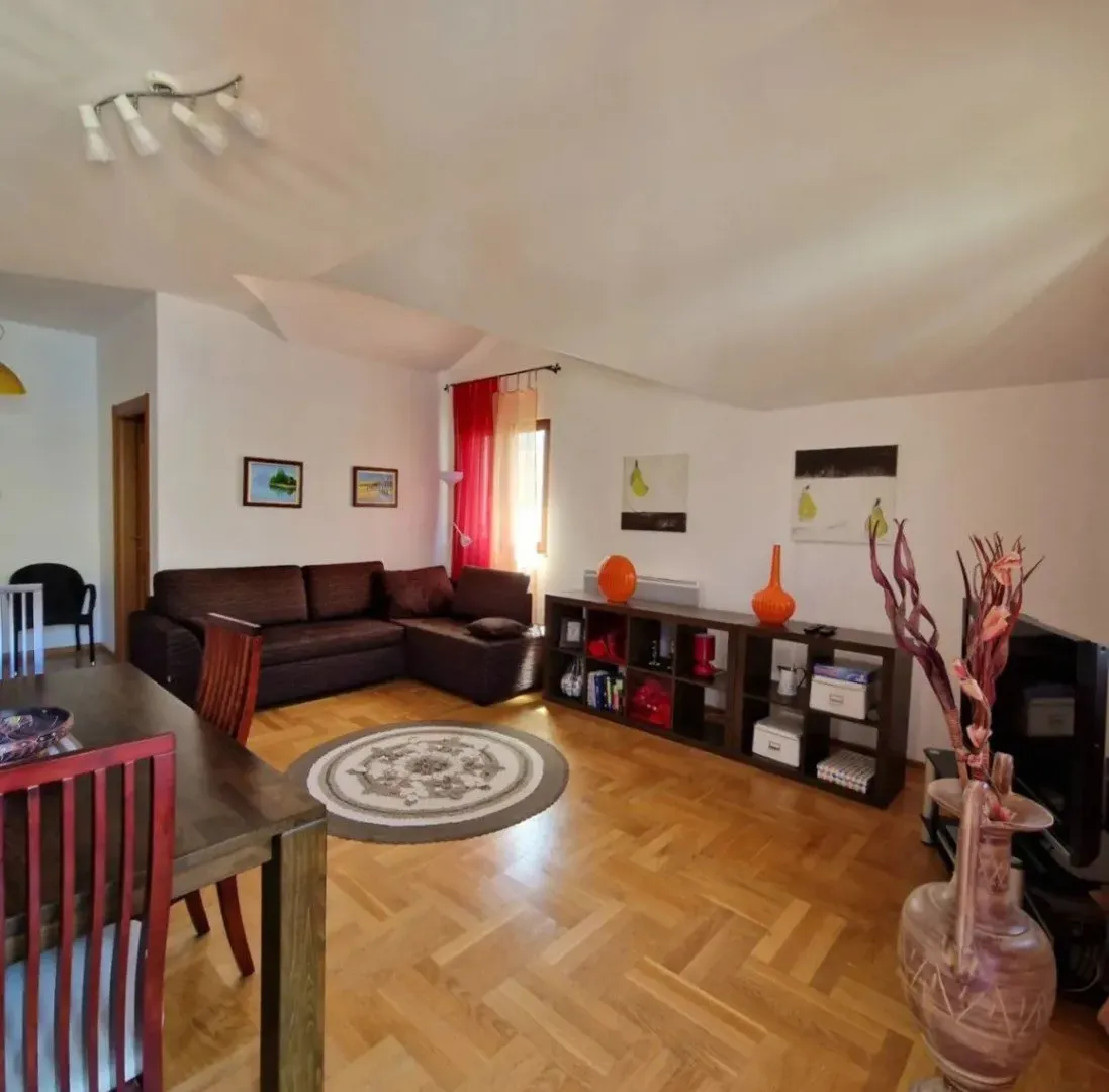 Prodaja, trosoban stan, 146m², Risan, Kotor