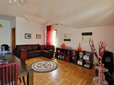 Prodaja, trosoban stan, 146m², Risan, Kotor - image 2