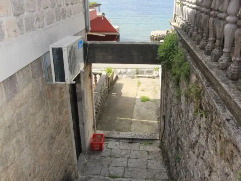 Sale, house, 261m², Dobrota, Kotor - image 4