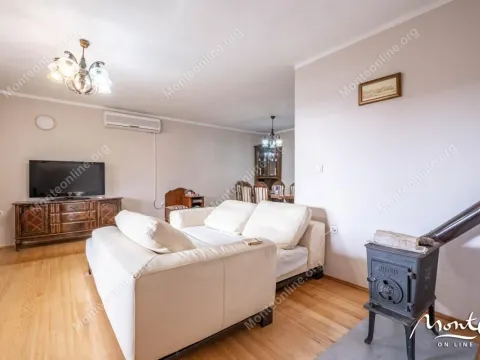 Sale, house, 153m², Tivat, Crna Gora - image 11